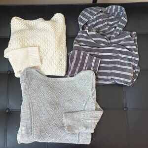 Bundle of 3 Sweaters Pullover size L Gray White